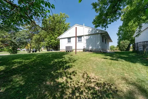 415 W Raab Rd, Normal, IL 61761 photo 30