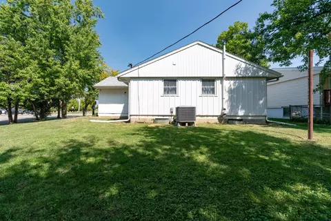 415 W Raab Rd, Normal, IL 61761 photo 31