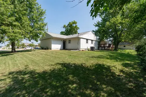 415 W Raab Rd, Normal, IL 61761 photo 32