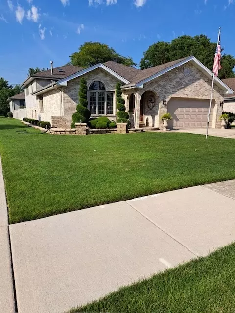 5658 W 85th St, Burbank, IL 60459