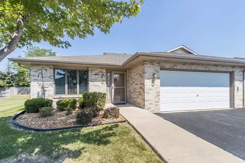 2425 Par Four Ct, Joliet, IL 60436