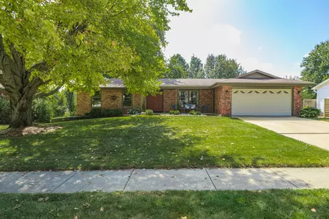 1803 Widermere Dr, Normal, IL 61761