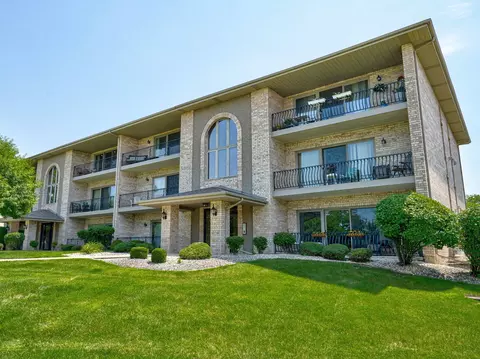 11121 Wisconsin Ct #3D, Orland Park, IL 60467