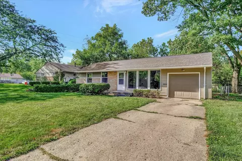 1120 W Eureka St, Champaign, IL 61821 photo 3