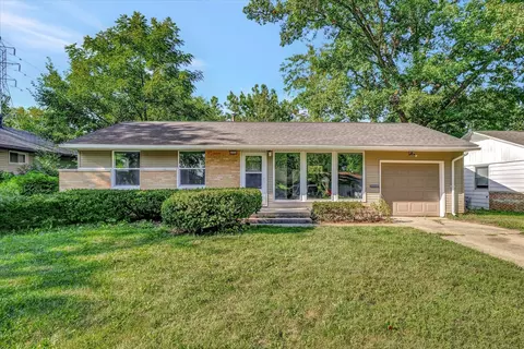 1120 W Eureka St, Champaign, IL 61821