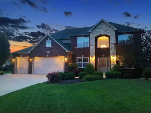 209 Redding Ct, Oswego, IL 60543