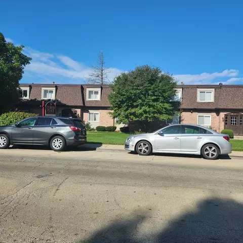 1119 S Curtis Ave #C32, Kankakee, IL 60901