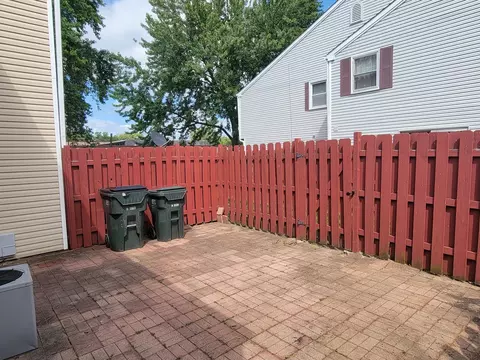 1868 Jamestown Cir, Hoffman Estates, IL 60169 photo 11