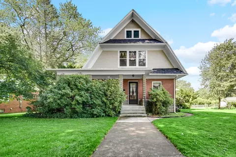 409 Elmhurst Ave, Valparaiso, IN 46385