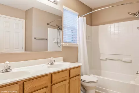 10784 Cape Cod Ln, Huntley, IL 60142 photo 9