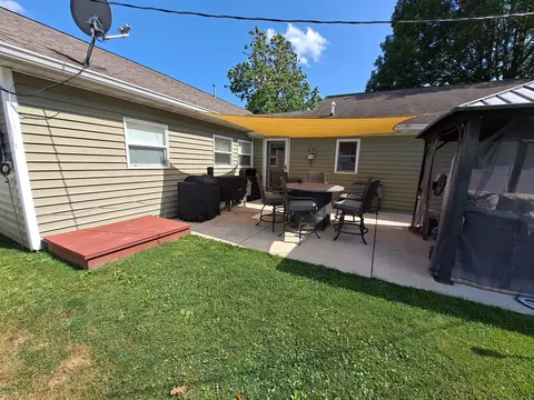 1910 Plum St, Peru, IL 61354 photo 35