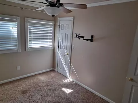 1910 Plum St, Peru, IL 61354 photo 14