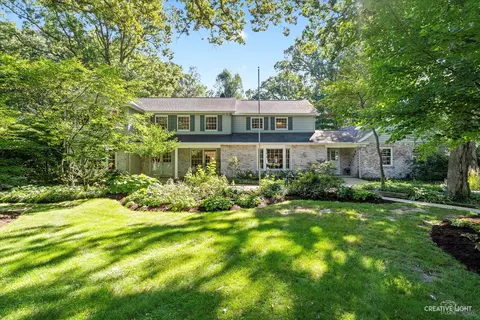 37 W549 Mills Ct, Saint Charles, IL 60175