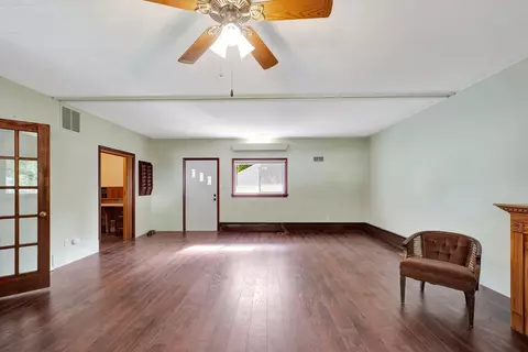 Other - 108 N Walnut St, Roberts, IL 60962 photo 3 of 17