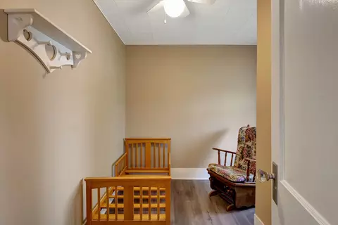 Entry Way - 108 N Walnut St, Roberts, IL 60962 photo 2 of 2