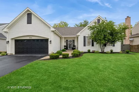 2964 Liberty Ln, Lindenhurst, IL 60046