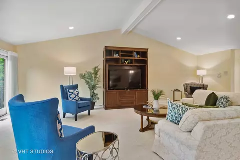 86 Dirleton Ln, Inverness, IL 60067 photo 6