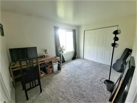 600 Devonshire Ct #C, Mchenry, IL 60050 photo 5