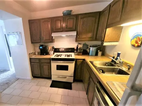 600 Devonshire Ct #C, Mchenry, IL 60050 photo 12