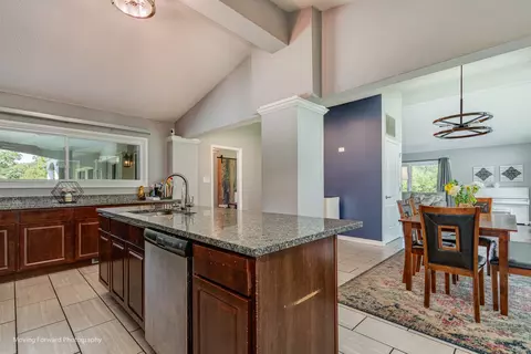 26 Graymoor Ln, Olympia Fields, IL 60461 photo 13