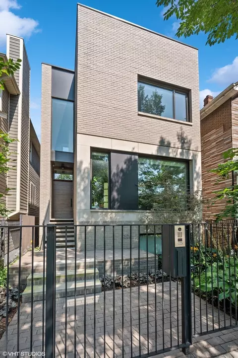 1304 W Nelson St, Chicago, IL 60657