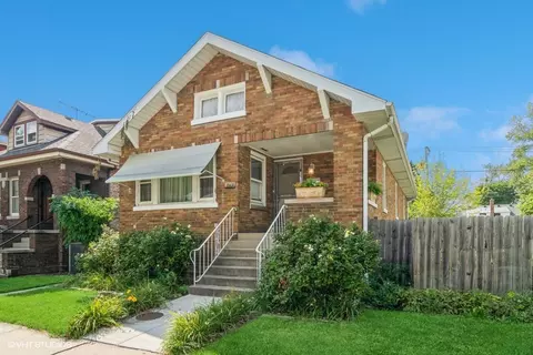 1013 Circle Ave, Forest Park, IL 60130