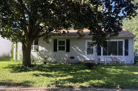 1516 Kings Way, Champaign, IL 61821