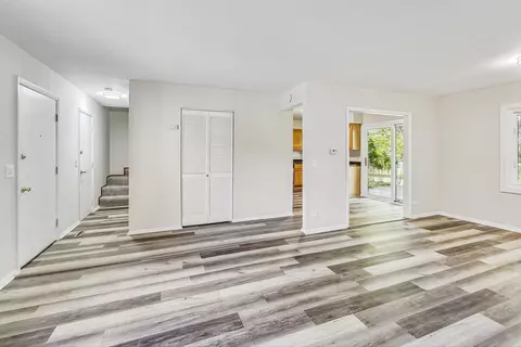 2545 Yarrow Ln, Rolling Meadows, IL 60008 photo 9