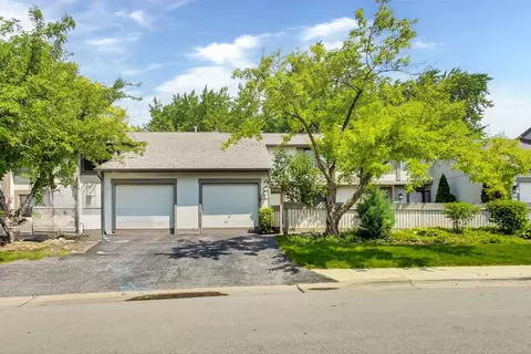 2545 Yarrow Ln, Rolling Meadows, IL 60008
