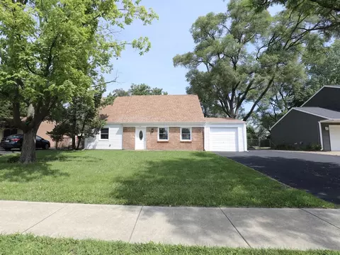 544 Spruce Rd, Bolingbrook, IL 60440