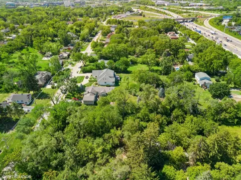 7128 Wolf Rd, Burr Ridge, IL 60527 photo 14