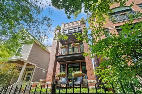 2620 N Mildred Ave #2, Chicago, IL 60614