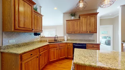 800 Madison Ave, Mchenry, IL 60050 photo 10