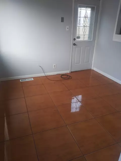 3805 W Pippin St, Chicago, IL 60652 photo 5