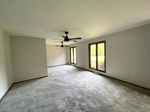 6123 Deepwood Dr, Cherry Valley, IL 61016 photo 6