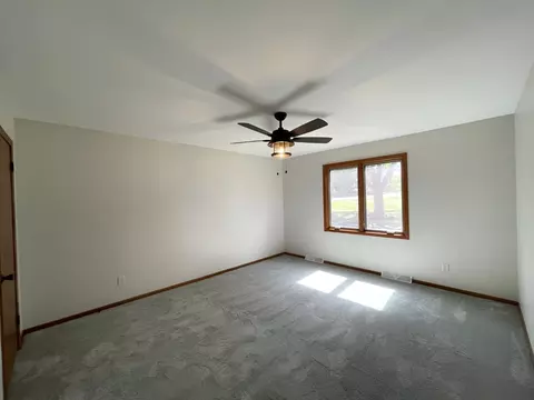 6123 Deepwood Dr, Cherry Valley, IL 61016 photo 28