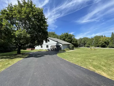 6123 Deepwood Dr, Cherry Valley, IL 61016 photo 7