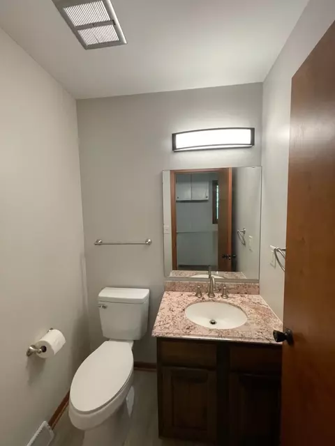 6123 Deepwood Dr, Cherry Valley, IL 61016 photo 17