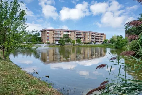 5550 Astor Ln #315, Rolling Meadows, IL 60008 photo 22