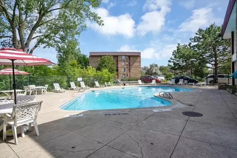 5550 Astor Ln #315, Rolling Meadows, IL 60008 photo 26