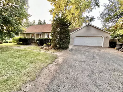 3604 Rotary Rd, Rockford, IL 61109