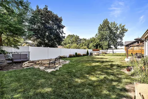 2255 Ridge Ave, Aurora, IL 60504 photo 28
