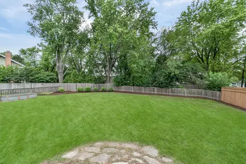 65 Redstart Rd, Naperville, IL 60565 photo 10