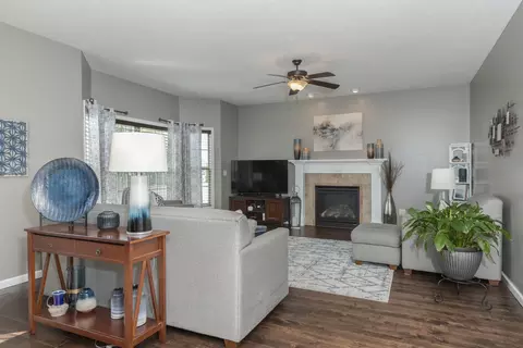 2609 Fieldstone Ct, Normal, IL 61761 photo 11