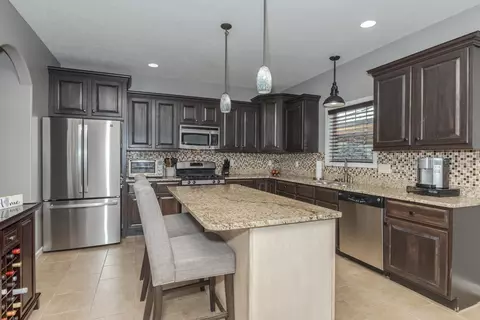 2609 Fieldstone Ct, Normal, IL 61761 photo 6