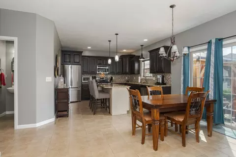 2609 Fieldstone Ct, Normal, IL 61761 photo 10
