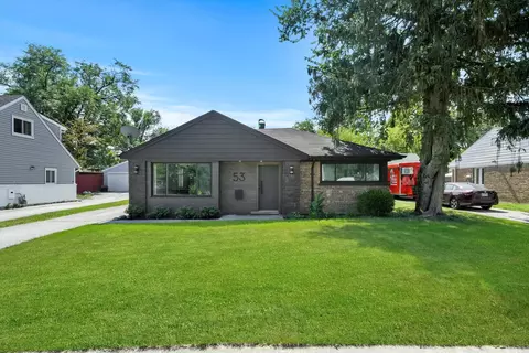 53 Apple Ln, Park Forest, IL 60466