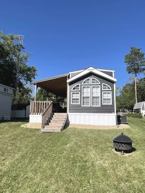 11-299 Woodhaven Lks, Sublette, IL 61367