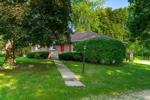 15642 E Il Route 72, Davis Junction, IL 61020 photo 4