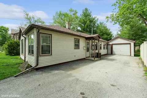 308 E Prairie St, Marengo, IL 60152